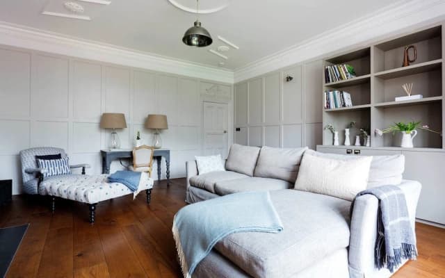 Chic Interiors near Streatham Common - photo 3