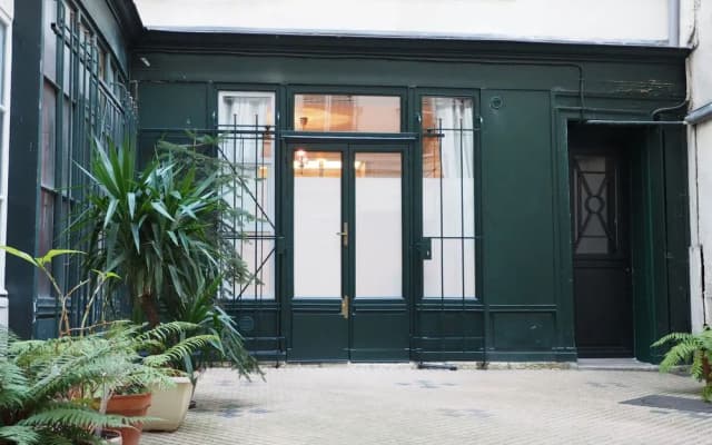 Palais Royal ChicSuites - photo 5