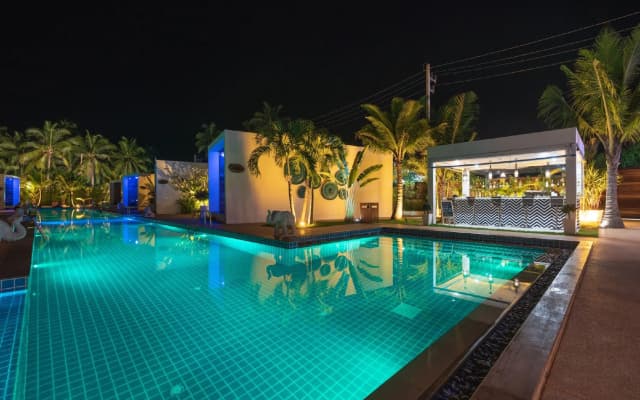 Zee Luxury Boutique Hotel - photo 2