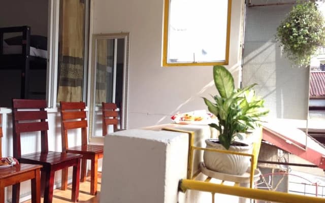 Meow Hostel - photo 4