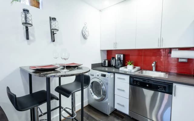 809-5b Luxury Studio With a Private Balcony - photo 3
