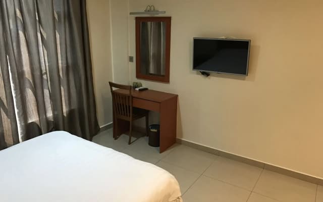 Aeton Hotel - photo 4