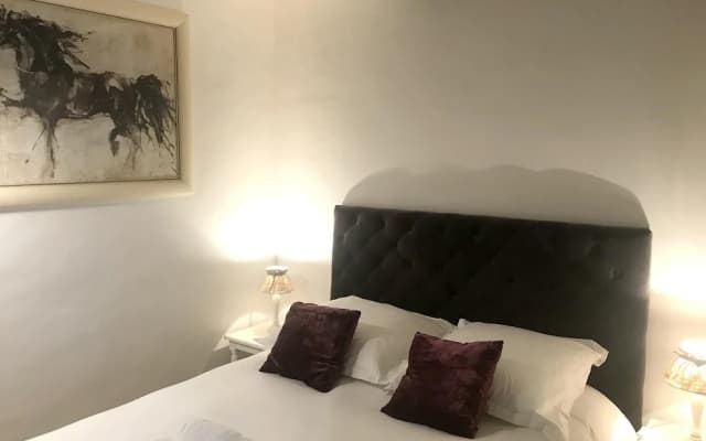 Apartment with One Bedroom in Paris, with Wifi - photo 4