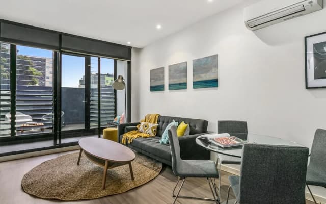 GRATTAN A Premier Location & Modern Space - photo 3