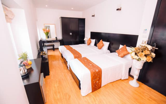 A25 Hotel - 15 Hang Than - photo 3