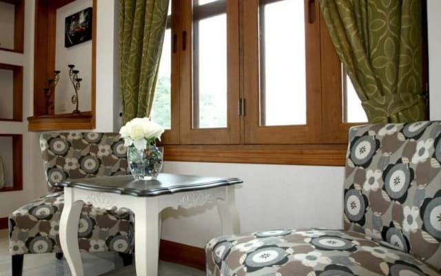 Small Hotel - photo 4