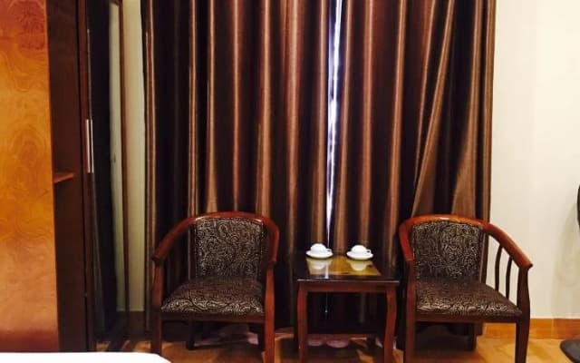 Saigon Palace by OYO Rooms - photo 3
