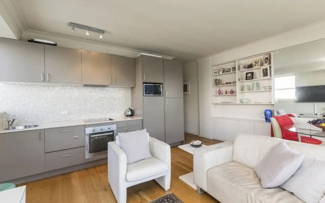Million Dollar Harbour View - photo 4