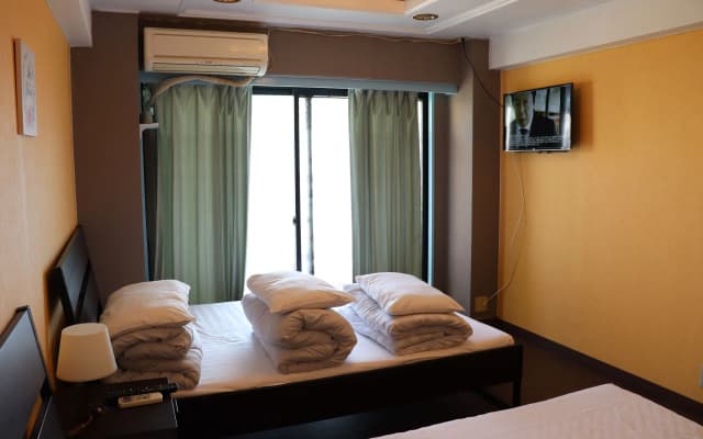 Sophiearth Apartment - photo 2