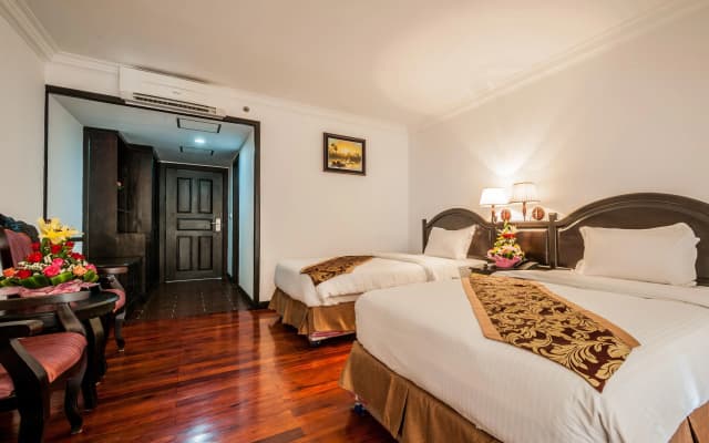 Smiling Hotel - photo 2