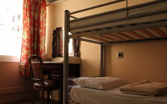 Pars Teatro Hostel - photo 5