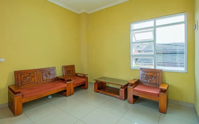 Indah Kost - photo 2