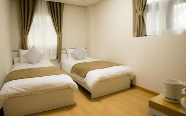 Gloryinn - photo 4