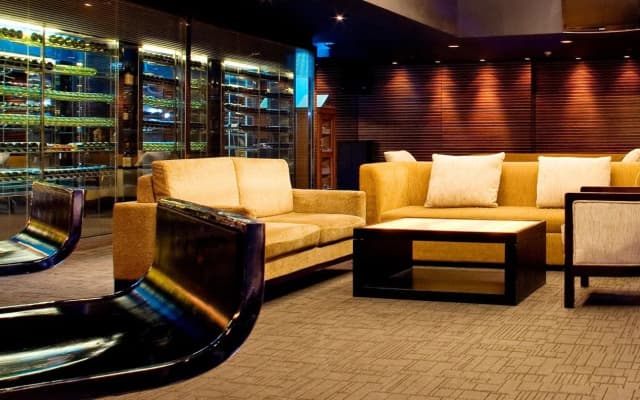 Le Meridien Jakarta - photo 2