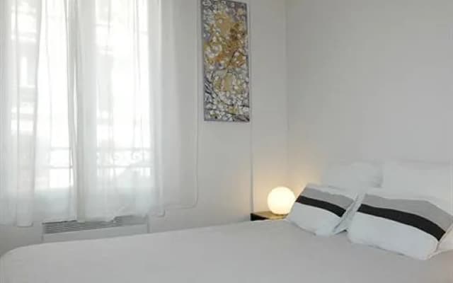 Constance - Paris Montmartre - photo 5