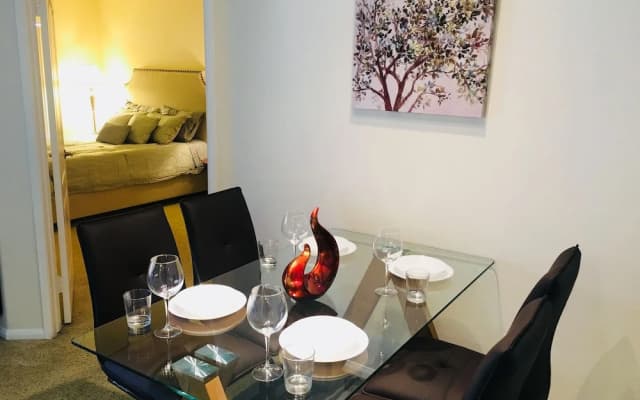 DTLA Apartment With Parking and Pool - photo 4