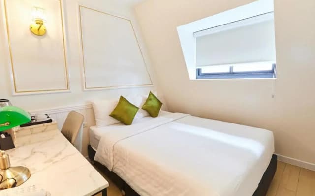 Rose Apple Hotel - photo 4