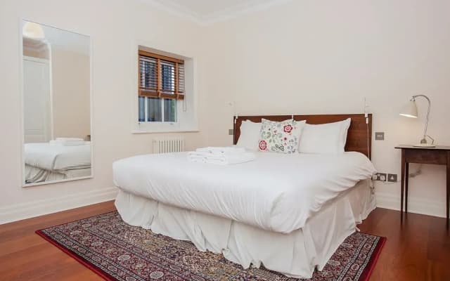 London Bridge Designer Flat - photo 4
