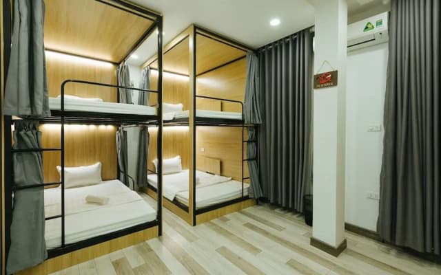 The Eighty8 Hanoi Hostel - photo 2