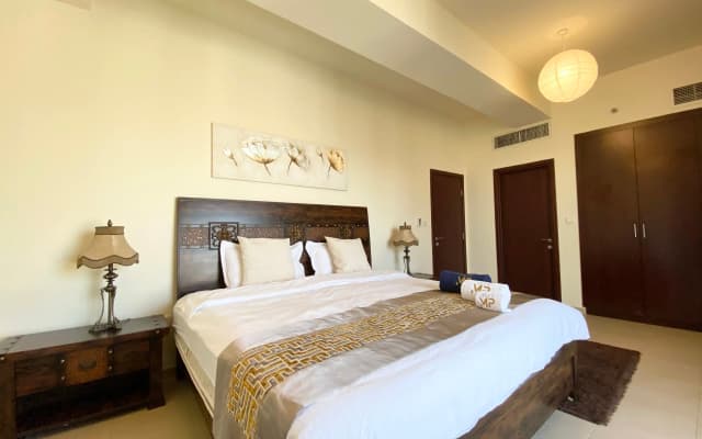 Close to JBR Beach Spacious 2BR Marina views Apartments - photo 2