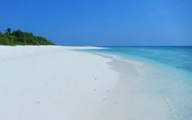 Viluveli Beach Maldives Hotel - photo 2