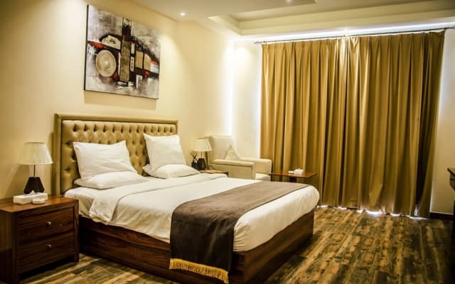 Royal Residence Hotel - photo 2