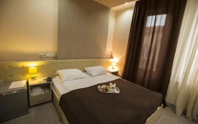 Tbiliseli Hotel - photo 3