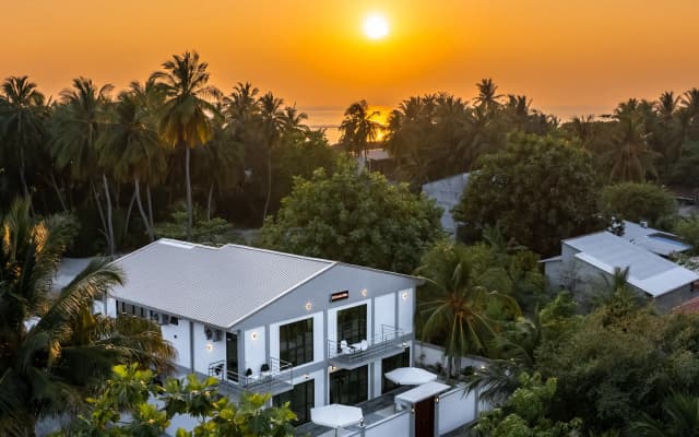 SIS Tourist Villa Guest house - photo 4