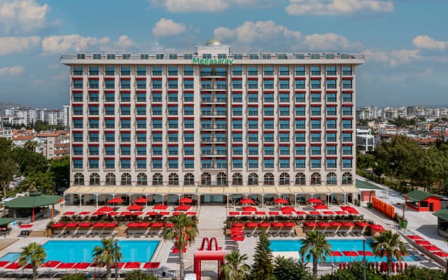 Megasaray WestBeach Antalya Hotel - photo 2