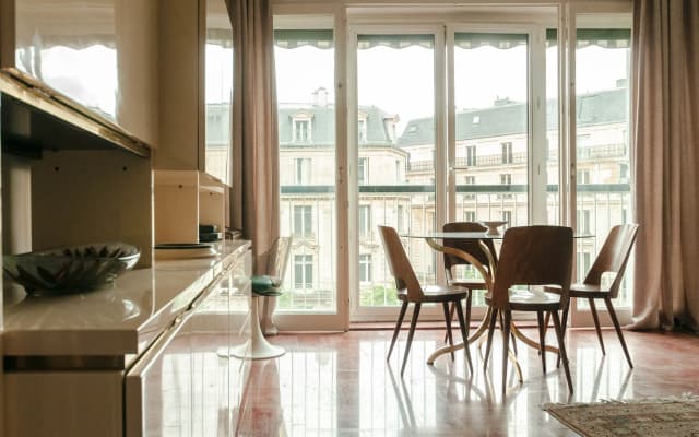 Furnished near Eiffel Tower Apartments - photo 3