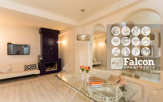 Falcon Apartments - photo 3