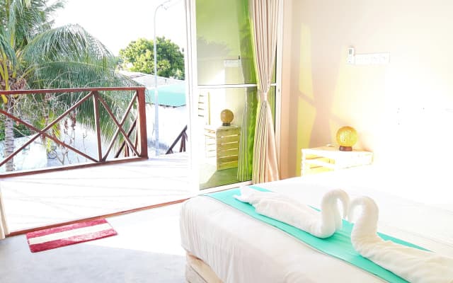 Amvoj Maldives Thulusdhoo Guest House - photo 4