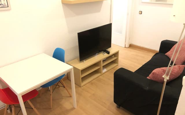 Apkeys Sarria Apartments - photo 2