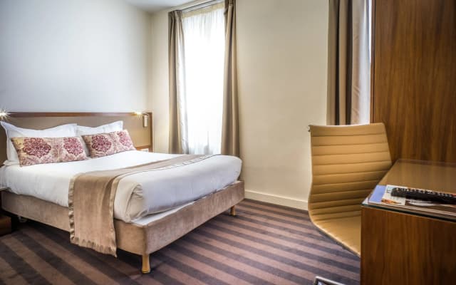 Art Hotel Batignolles - photo 3